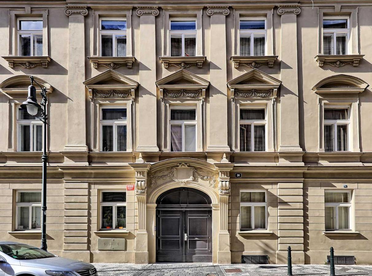 Apartments Truhlarska 31 Praag Buitenkant foto