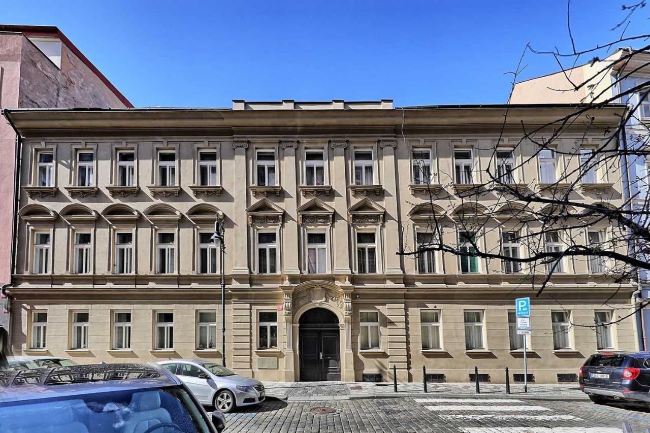 Apartments Truhlarska 31 Praag Buitenkant foto